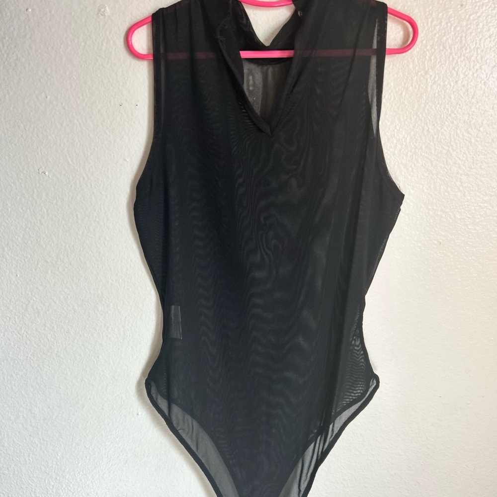 Chic Black Sheer Bodysuit with Gold Details - Picture 2 of 5
